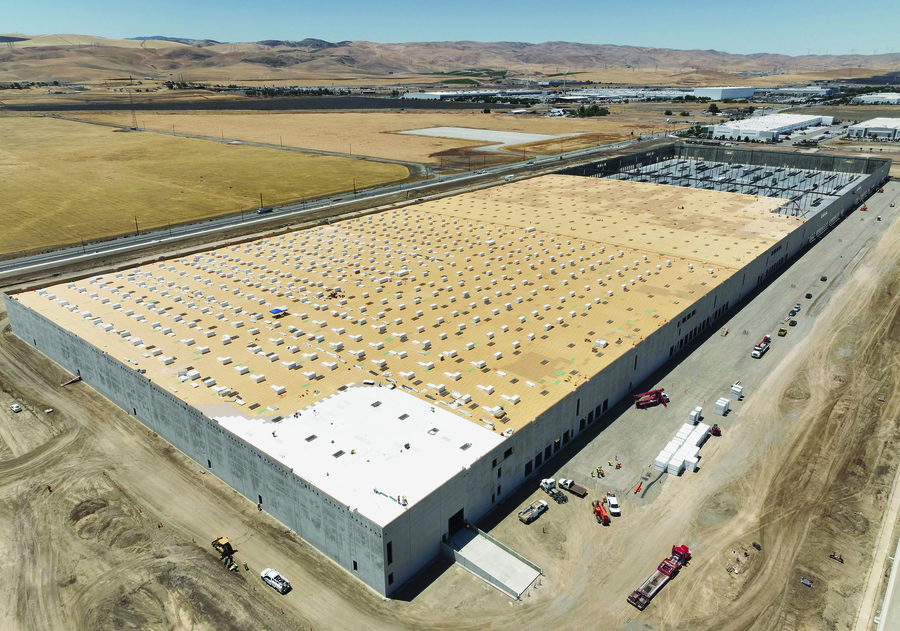 Moisture Control and Durability in Hybrid Light-Frame Panelized Roof Systems